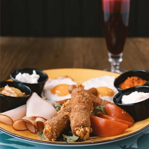 Doručak Doručak | Ángulo Gastro Pub